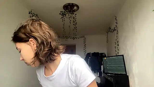 LilithFlamey online show from 12, 11, 2025