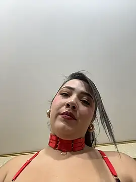 Hannahpradaa  online show from 12, 11, 2025