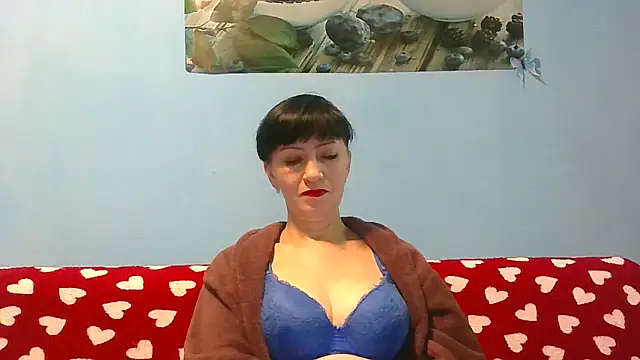 Snapshot of IffetLove42 chatting on 2, 6, 2026 IffetLove42 online show from 2, 6, 2026