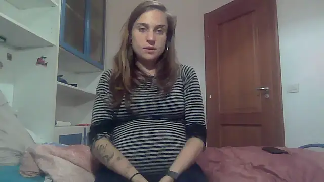 Snapshot of SinnEmily chatting on 26, 11, 2025 SinnEmily online show from 26, 11, 2025