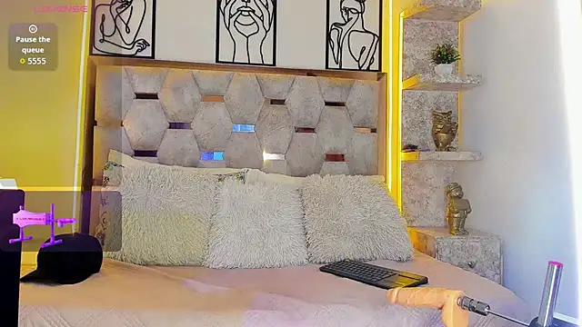 Andrew Haalls online show from 1, 11, 2025