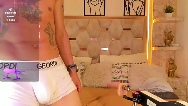 Andrew Haalls online show from 3, 11, 2025