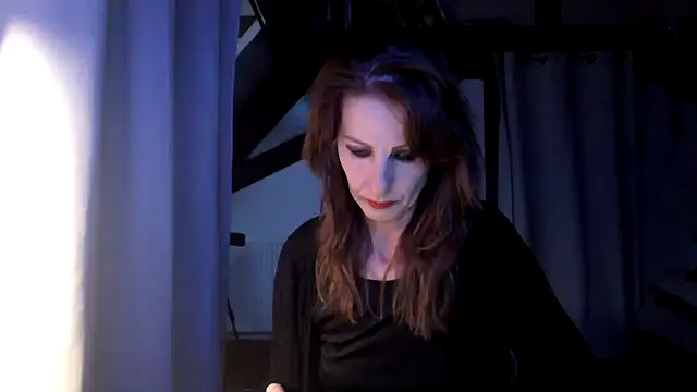 MissDyannis online show from 13, 4, 2026