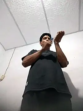 Snapshot of Alex_Sweeting chatting on 25, 11, 2025 Alex Sweeting online show from 25, 11, 2025