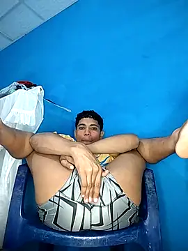 Snapshot of Alex_Sweeting chatting on 28, 11, 2025 Alex Sweeting online show from 28, 11, 2025