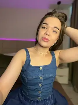 Snapshot of BabyShy- chatting on 12, 5, 2026 BabyShy- online show from 12, 5, 2026