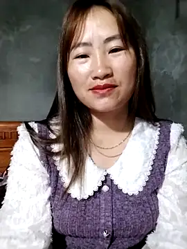 emini-xx online show from 4, 3, 2026