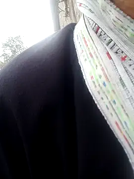 Snapshot of bella-la chatting on 2, 3, 2026 bella-la online show from 2, 3, 2026