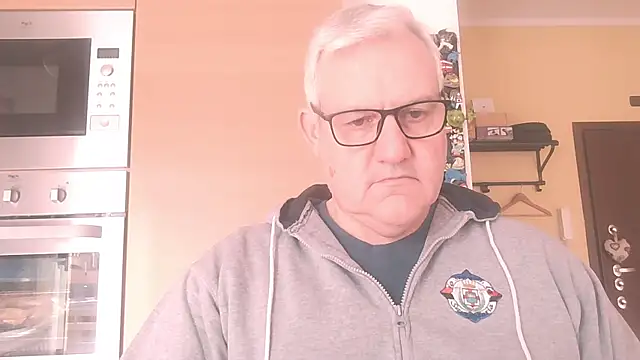 Snapshot of Diegoriv71 chatting on 8, 2, 2026 Diegoriv71 online show from 8, 2, 2026