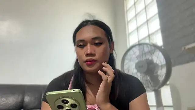 untouchable mia online show from 1, 11, 2025