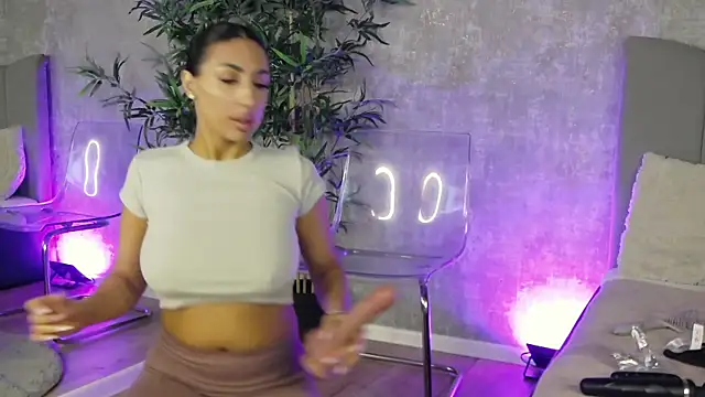 NattyMoonx online show from 30, 11, 2025