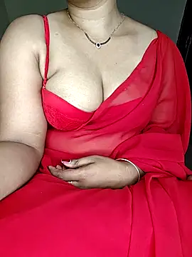 shreyareddy99 online show from 21, 4, 2026