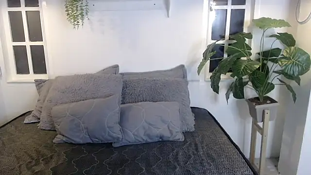 Snapshot of Noah__20 chatting on 31, 10, 2025 Noah  20 online show from 31, 10, 2025