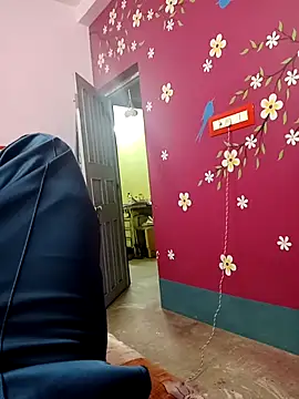 Laal Parilove online show from 20, 11, 2025