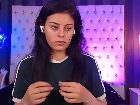 Camile Petite online show from 10, 11, 2025