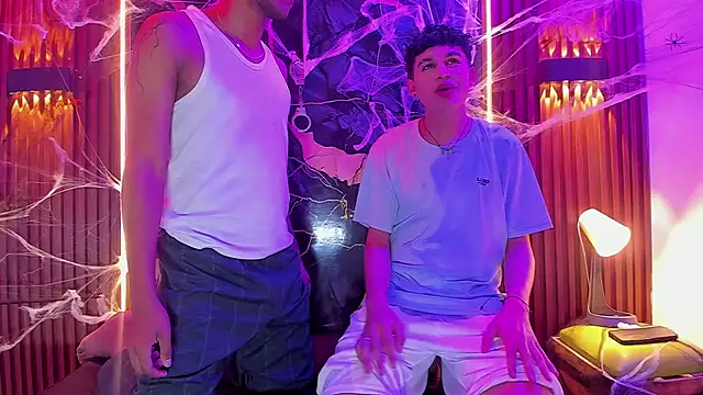 Snapshot of Kings_and_Secrets chatting on 29, 10, 2025 Kings and Secrets online show from 29, 10, 2025