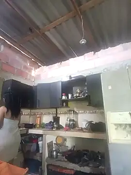 Snapshot of Camila-Valverde chatting on 22, 11, 2025 Camila-Valverde online show from 22, 11, 2025