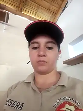 Snapshot of Camila-Valverde chatting on 2, 12, 2025 Camila-Valverde online show from 2, 12, 2025