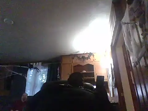 Snapshot of swolehammer chatting on 28, 10, 2025 swolehammer online show from 28, 10, 2025