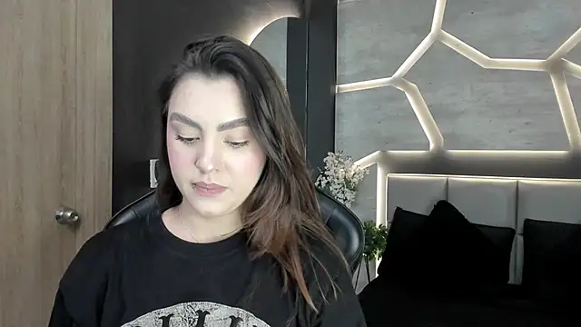 DakotaRussell  online show from 7, 1, 2026