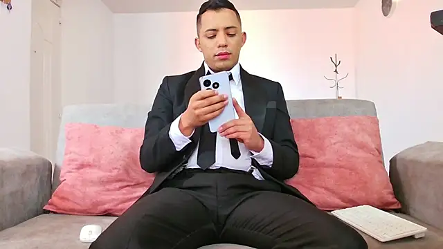 Mike Fetiche online show from 29, 11, 2025