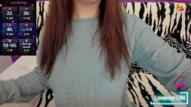 GlowMimi online show from 11, 11, 2025