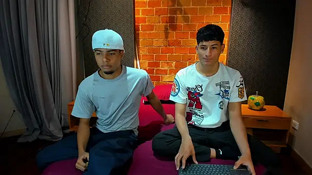 Snapshot of Jack_and_Joes chatting on 29, 10, 2025 Jack and Joes online show from 29, 10, 2025