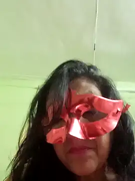 Snapshot of LOVE__RANI chatting on 2, 4, 2026 LOVE RANI online show from 2, 4, 2026