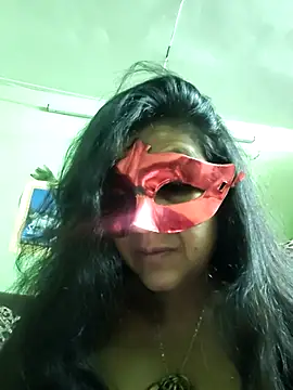 Snapshot of LOVE__RANI chatting on 25, 4, 2026 LOVE RANI online show from 25, 4, 2026