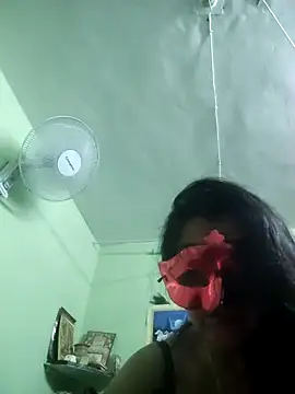 Snapshot of LOVE__RANI chatting on 25, 4, 2026 LOVE RANI online show from 25, 4, 2026