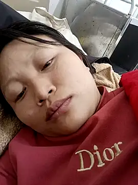 yoyo-mi online show from 5, 12, 2025