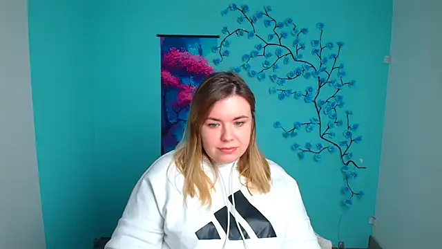 Snapshot of SusannaNight chatting on 4, 11, 2025 SusannaNight online show from 4, 11, 2025