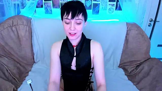 ErickaFetish online show from 22, 12, 2025