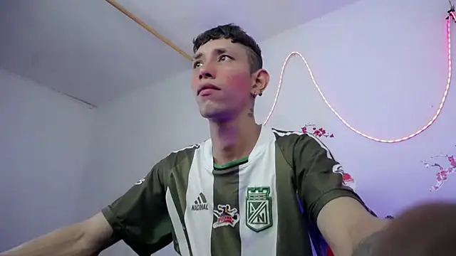 The latin boy online show from 14, 11, 2025