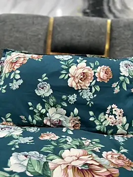 Heena Sharma982 online show from 5, 4, 2026