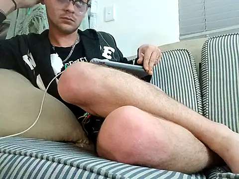 THOMMONSTER5299 online show from 18, 11, 2025