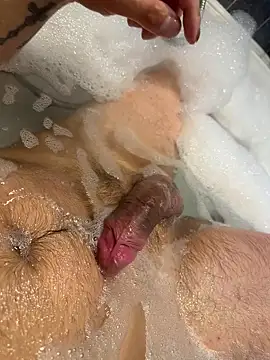 Snapshot of VamosSpain chatting on 30, 10, 2025 VamosSpain online show from 30, 10, 2025