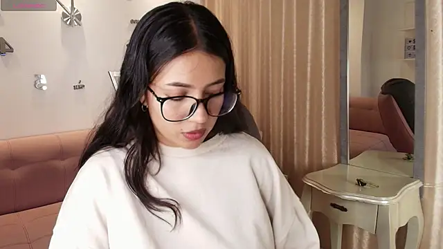 KamyGlam online show from 9, 2, 2026