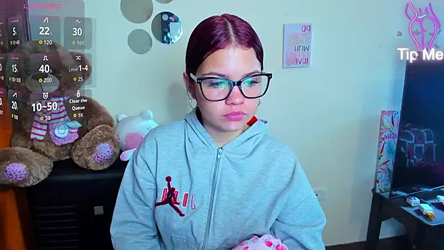 Emma boo online show from 16, 2, 2026