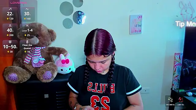 Emma boo online show from 2, 3, 2026