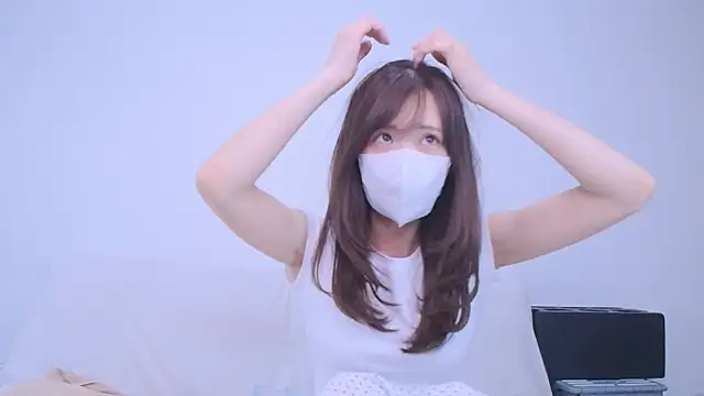 Snapshot of Minami_jjjj chatting on 30, 5, 2026 Minami jjjj online show from 30, 5, 2026