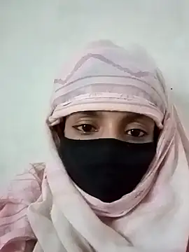 Snapshot of Quenn-Jiya752 chatting on 4, 11, 2025 Quenn-Jiya752 online show from 4, 11, 2025