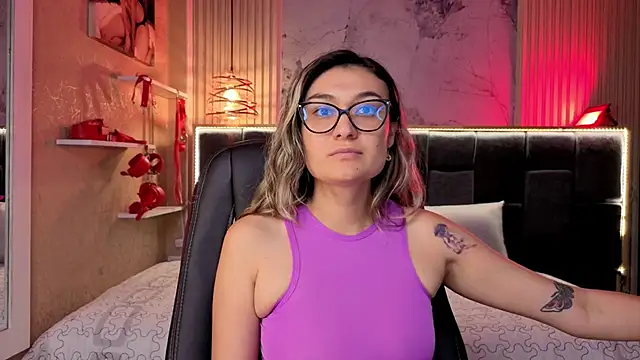 Im-Lola online show from 9, 1, 2026