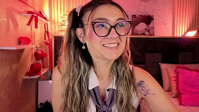 Im-Lola online show from 23, 2, 2026