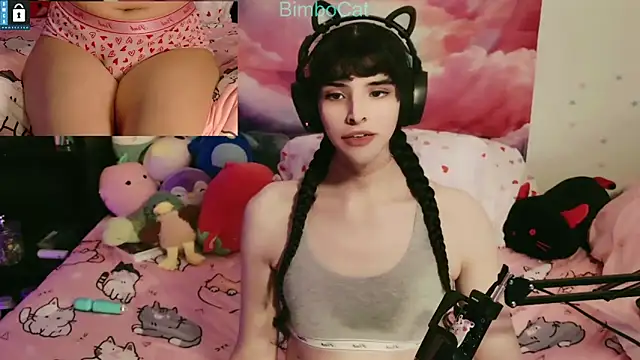 Snapshot of BimboCat chatting on 31, 10, 2025 BimboCat online show from 31, 10, 2025