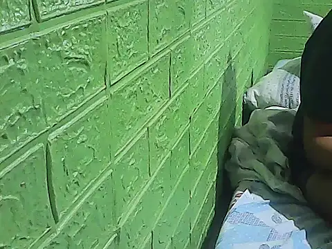 Snapshot of Sweetmarieee chatting on 29, 10, 2025 Sweetmarieee online show from 29, 10, 2025