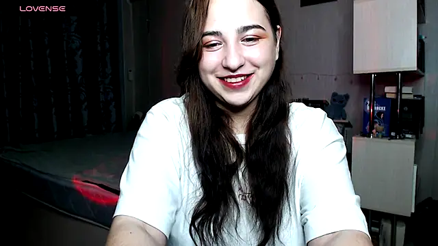 Snapshot of erica__mills chatting on 1, 11, 2025 erica  mills online show from 1, 11, 2025