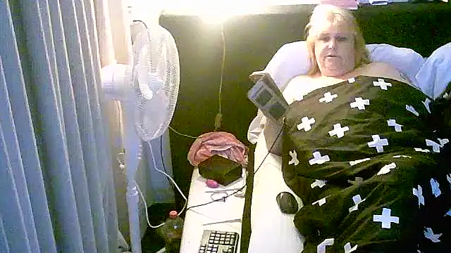 Sylviastar46 online show from 16, 11, 2025