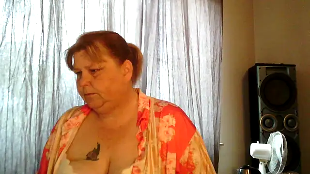 Sylviastar46 online show from 14, 6, 2026