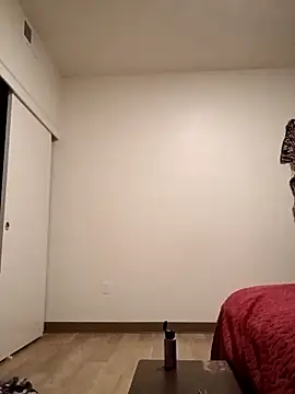 Snapshot of Karebearz1 chatting on 14, 11, 2025 Karebearz1 online show from 14, 11, 2025